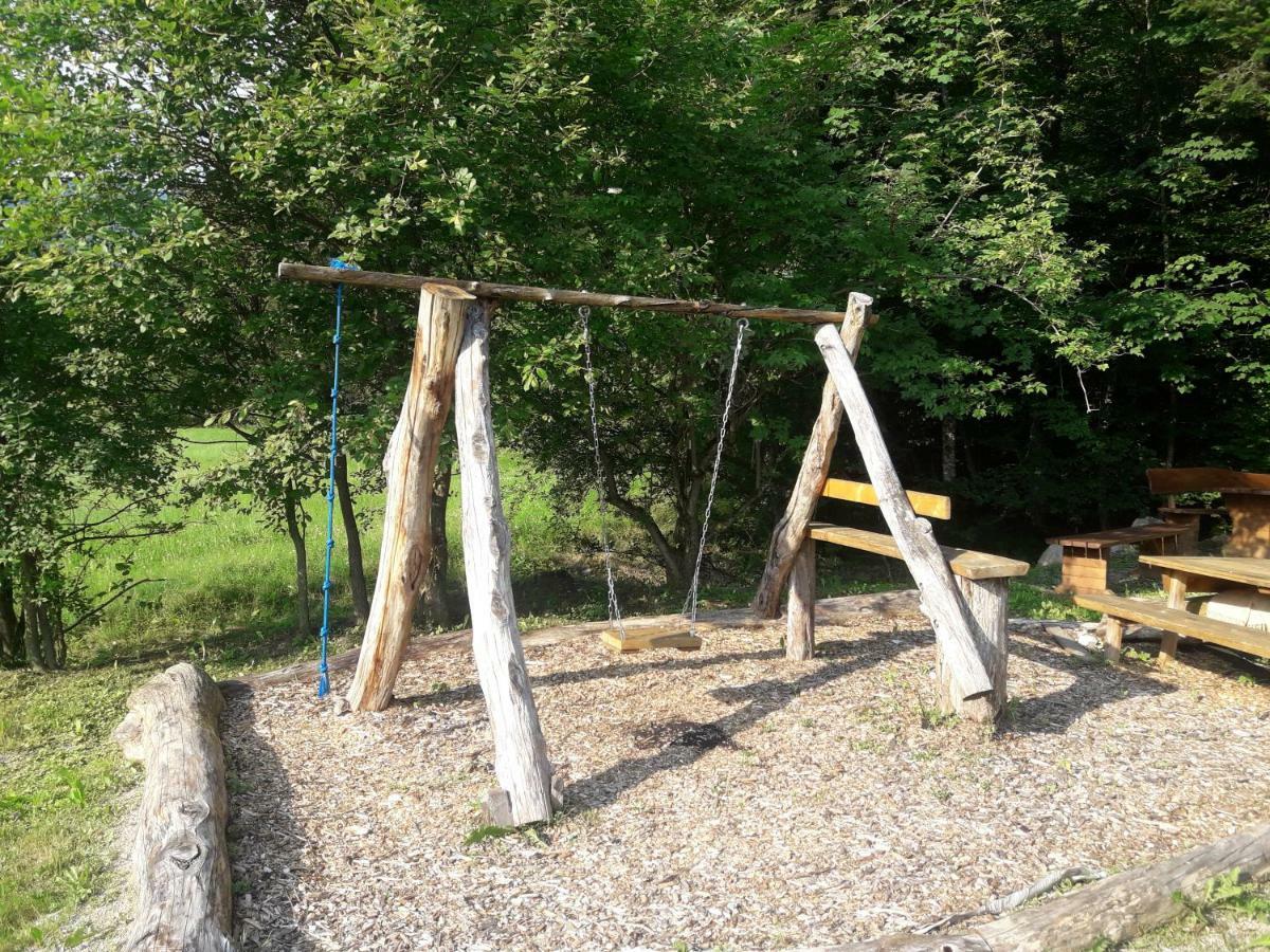 Simnovi Apartmaji - Surrounded By Nature 卡姆尼克 外观 照片