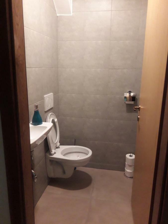 Simnovi Apartmaji - Surrounded By Nature 卡姆尼克 外观 照片